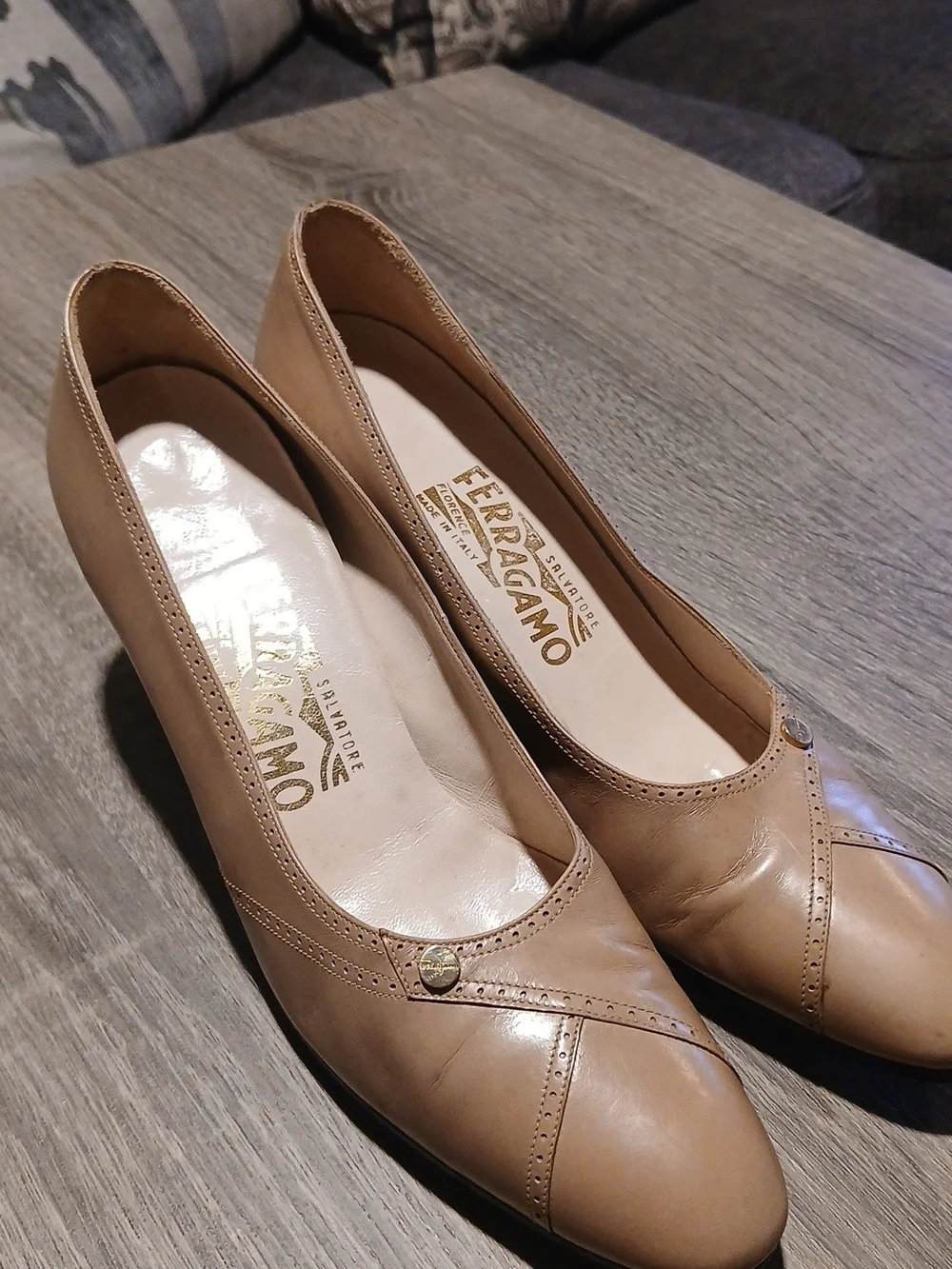 Salvatore Ferragamo Beige Leather Pumps